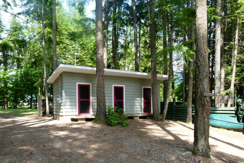 Back yard with guest house